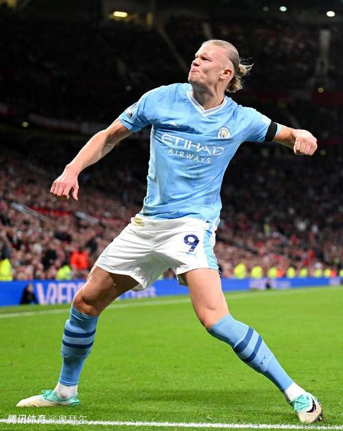 未满21岁意甲赛季至少前15场打进5球，伊尔迪兹比肩皮耶罗（伊尔迪兹未满21岁在意甲赛季前15场斩获5球，与皮耶罗比肩）