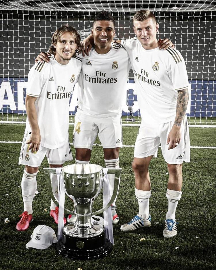 德转列英冠历史身价TOP15：布恩迪亚3500万第1，格拉利什上榜（德转公布英冠历史身价TOP15：布恩迪亚3500万居首，格拉利什入围）