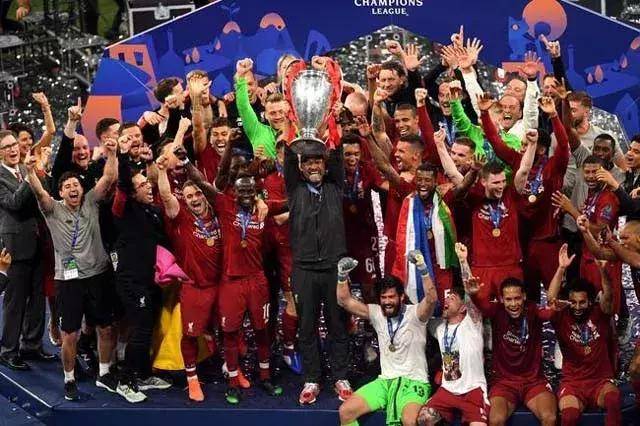 本泽马：不想踢世界杯是假话；齐祖若执教法国我祝他一切顺利（本泽马：说我不想踢世界杯不属实；若齐达内执教法国队，我会送上祝福）